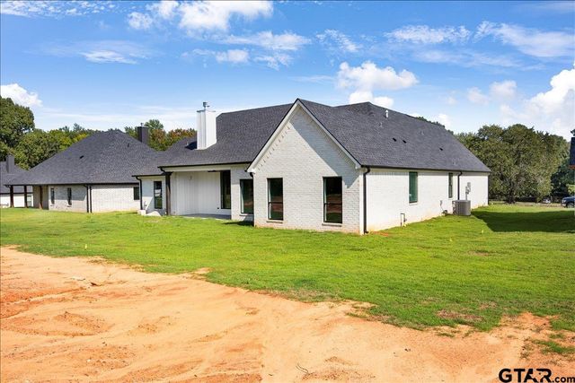 142 County Road 4119, Jacksonville, TX 75766