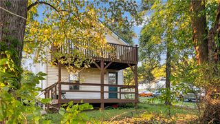 97 Minnick Dr, Hermitage, PA 16148