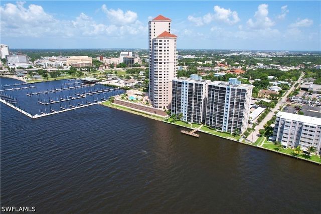 1901 Clifford ST 1402, Fort Myers, FL 33901