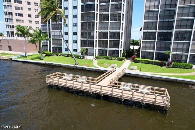 1901 Clifford ST 1402, Fort Myers, FL 33901