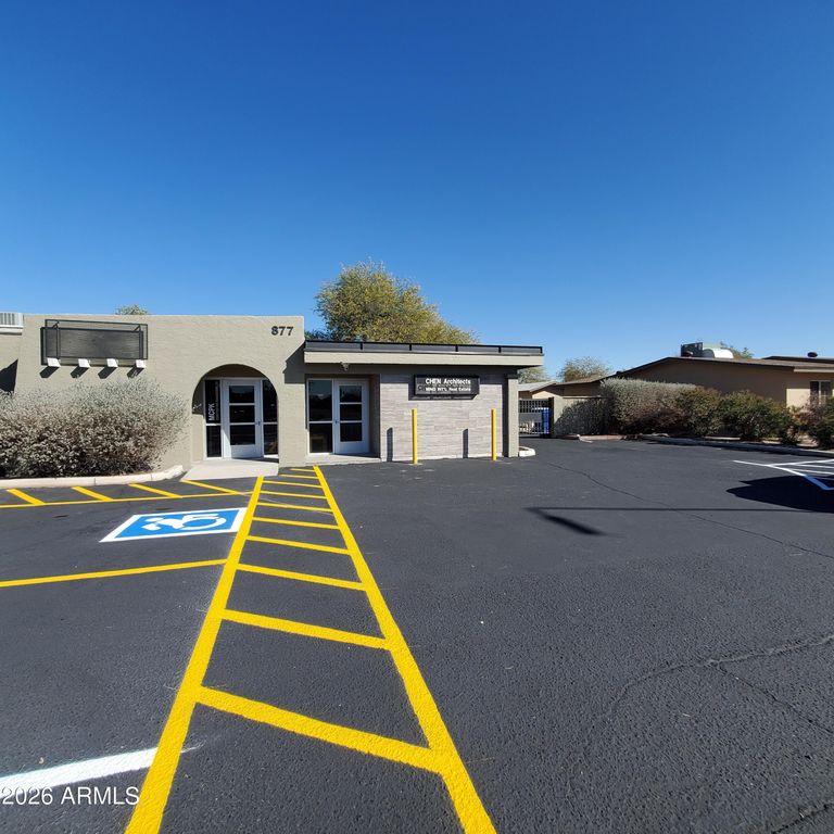 877 N ALMA SCHOOL Road, Chandler, AZ 85224 — photo 4