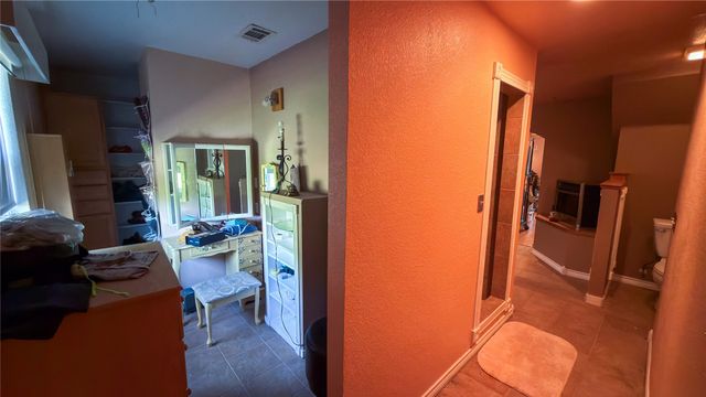 2900 Robinson Road, Denton, TX 76210