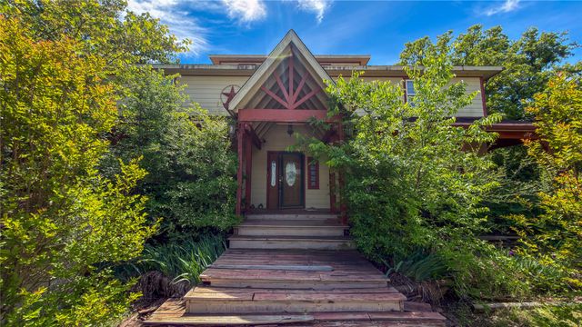 2900 Robinson Road, Denton, TX 76210