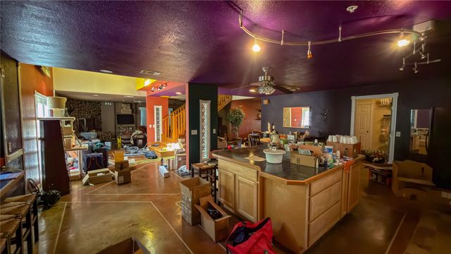 2900 Robinson Road, Denton, TX 76210