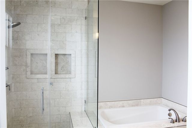 155 Unit A Flower, Costa Mesa, CA 92627