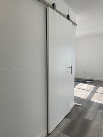 400 Kings Point Dr 1131, Sunny Isles Beach, FL 33160