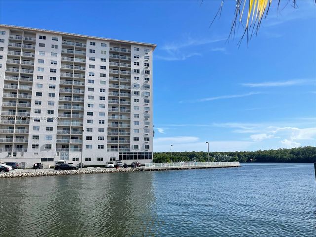 400 Kings Point Dr 1131, Sunny Isles Beach, FL 33160