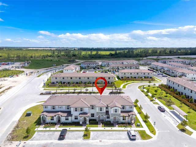 2660 SE 28th St, Homestead, FL 33035