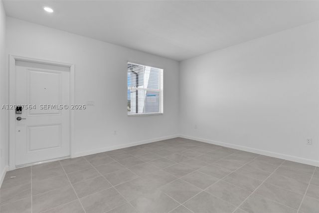 2660 SE 28th St, Homestead, FL 33035