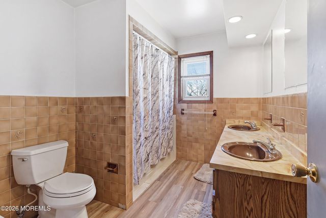 151 N Cooks Bridge Road, Jackson, NJ 08527