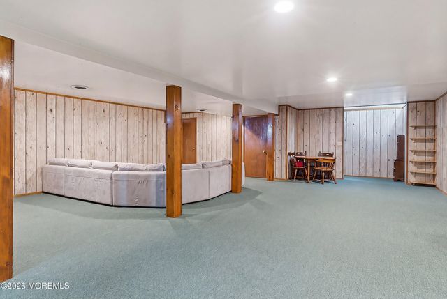 151 N Cooks Bridge Road, Jackson, NJ 08527