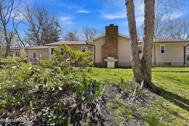 151 N Cooks Bridge Road, Jackson, NJ 08527