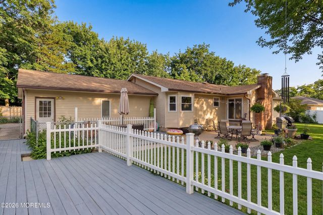 151 N Cooks Bridge Road, Jackson, NJ 08527