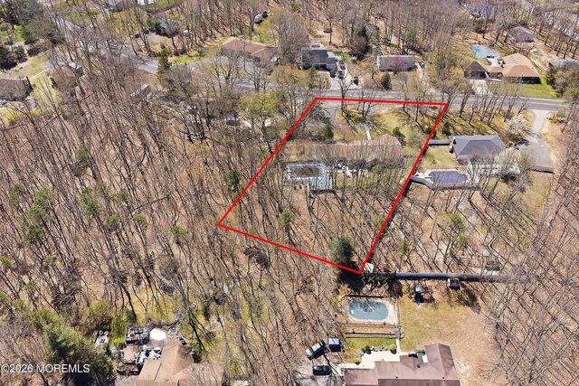 151 N Cooks Bridge Road, Jackson, NJ 08527