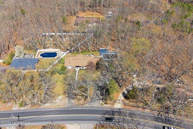 151 N Cooks Bridge Road, Jackson, NJ 08527