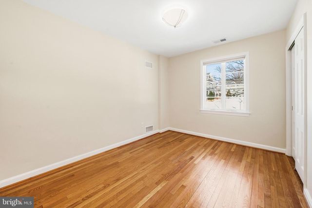 4200 SAUL RD, Kensington, MD 20895