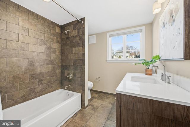 4200 SAUL RD, Kensington, MD 20895