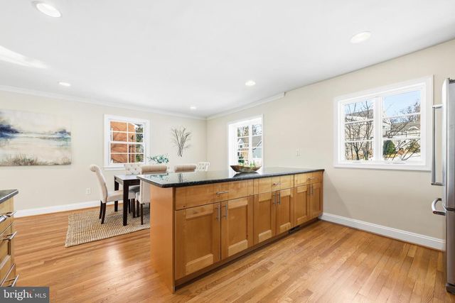 4200 SAUL RD, Kensington, MD 20895