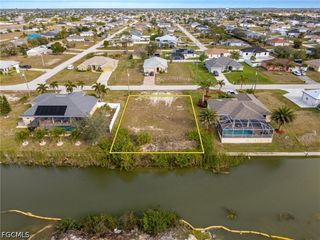 1720 NW 2nd TER, Cape Coral, FL 33993