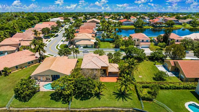 740 SW 191st Avenue, Pembroke Pines, FL 33029