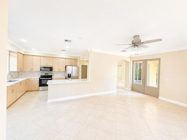 740 SW 191st Avenue, Pembroke Pines, FL 33029