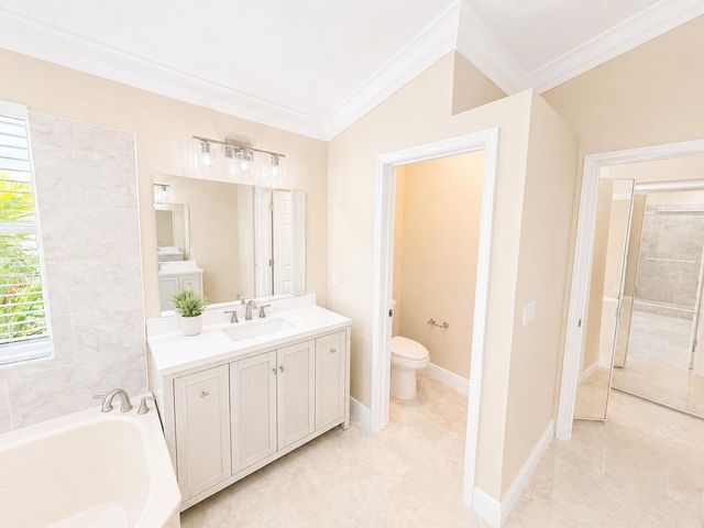 740 SW 191st Avenue, Pembroke Pines, FL 33029