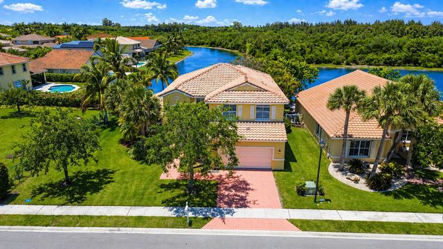 740 SW 191st Avenue, Pembroke Pines, FL 33029