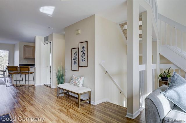 1512 Maryland Club Drive, Royal Oak, MI 48067