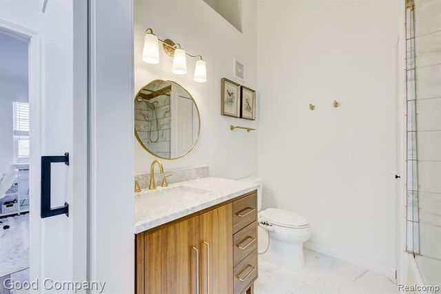 1512 Maryland Club Drive, Royal Oak, MI 48067