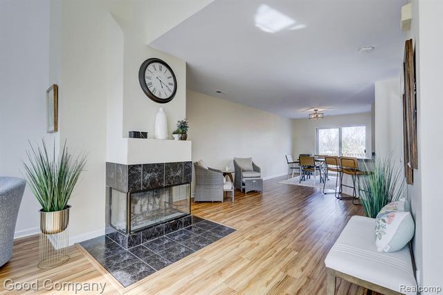 1512 Maryland Club Drive, Royal Oak, MI 48067