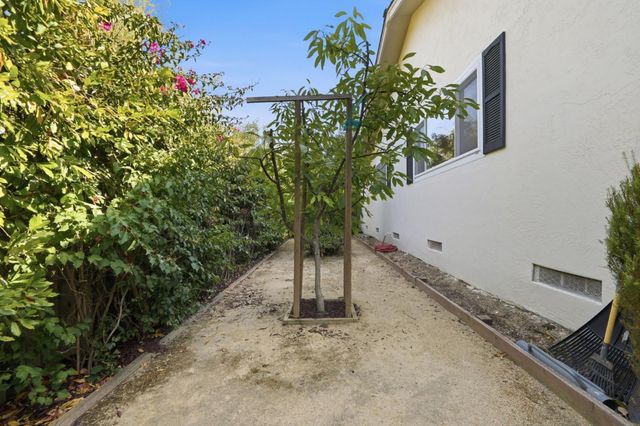 7098 Bret Harte Drive, San Jose, CA 95120