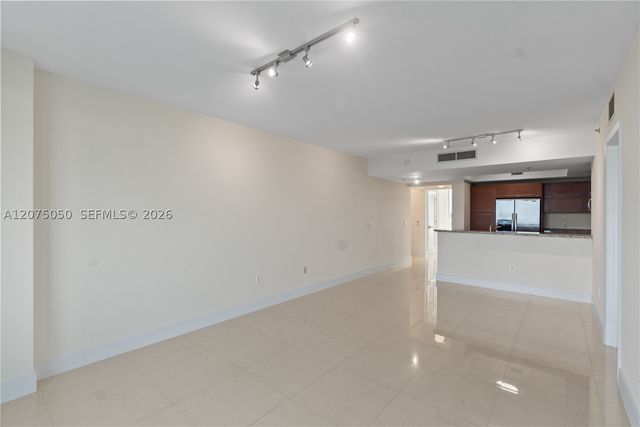 2641 N Flamingo Rd 905N, Sunrise, FL 33323