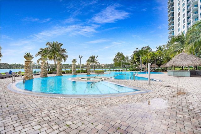 2641 N Flamingo Rd 905N, Sunrise, FL 33323