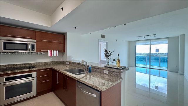 2641 N Flamingo Rd 905N, Sunrise, FL 33323