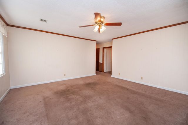 913 Lucerne Drive, Spartanburg, SC 29302