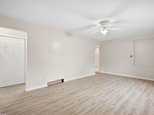 1278 Oregon Boulevard, Waterford, MI 48327