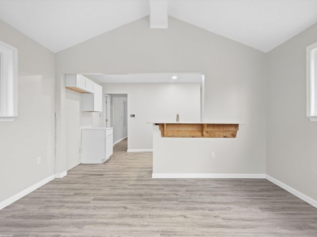 1278 Oregon Boulevard, Waterford, MI 48327