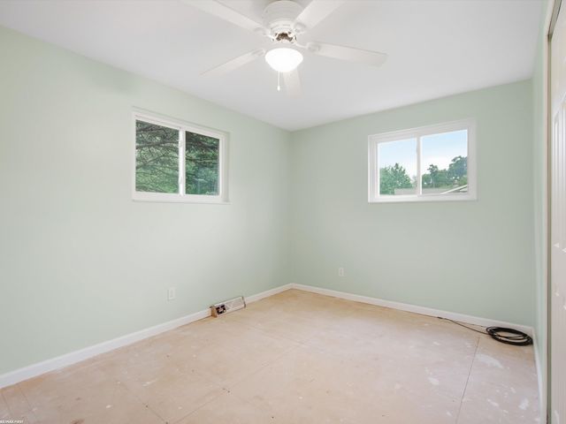 1278 Oregon Boulevard, Waterford, MI 48327