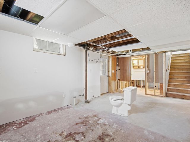 1278 Oregon Boulevard, Waterford, MI 48327