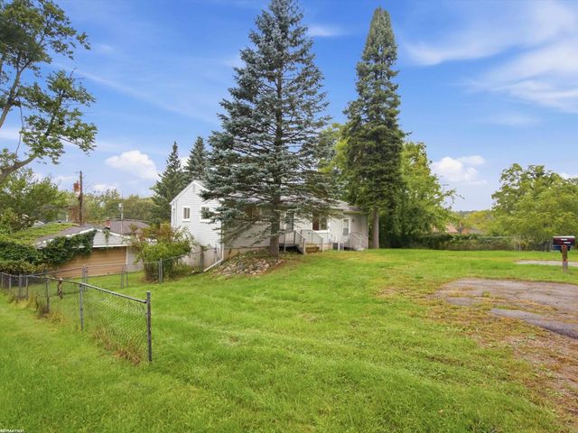 1278 Oregon Boulevard, Waterford, MI 48327