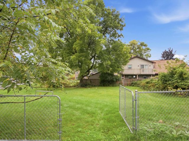 1278 Oregon Boulevard, Waterford, MI 48327