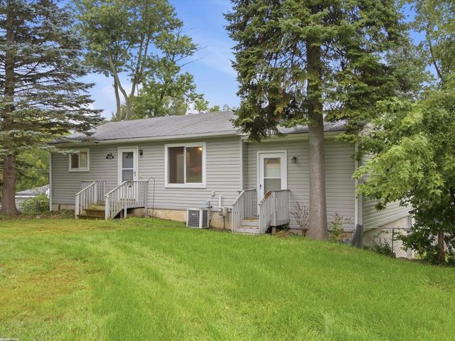 1278 Oregon Boulevard, Waterford, MI 48327