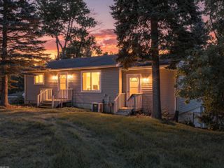 1278 Oregon Boulevard, Waterford, MI 48327