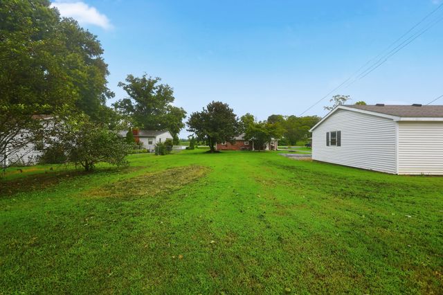 1381 Mackville Road, Harrodsburg, KY 40330