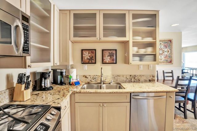 3243 Ocean Front Walk 1, San Diego, CA 92109