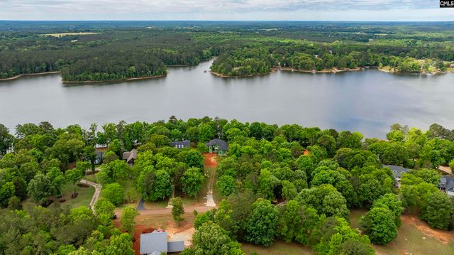 447 Harbor View Drive, Prosperity, SC 29127