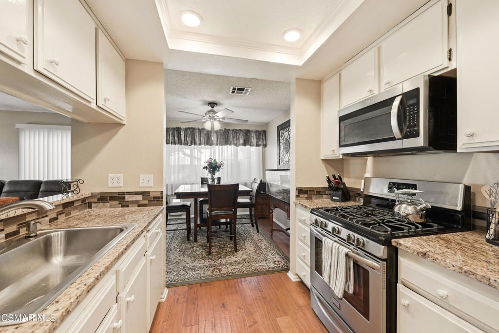 Image 13 of property listing at 1995 E Covington Avenue, Simi Valley, CA 93065