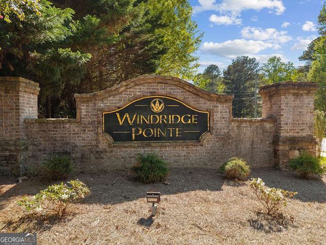 2734 Winslow Ridge Drive, Buford, GA 30519