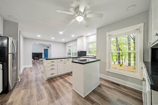 1208 Golf Links Road, Hot Springs, AR 71901