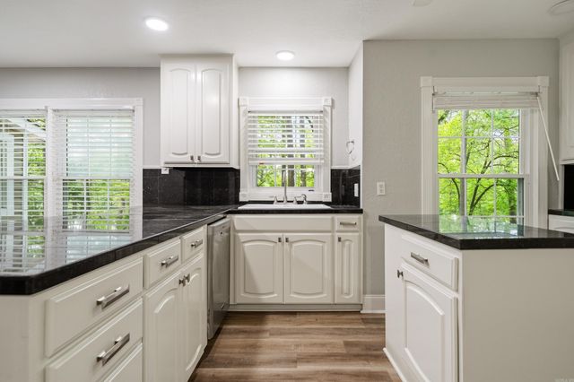 1208 Golf Links Road, Hot Springs, AR 71901